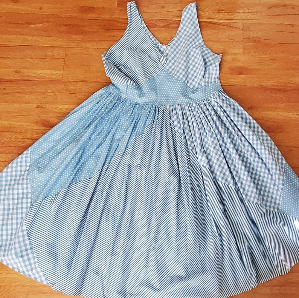 Unique Vintage swing dress